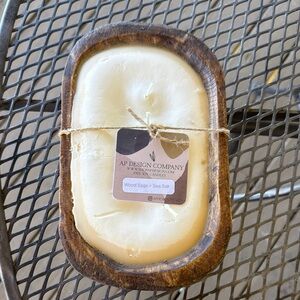 Wooden Bowl Candle with Cream Wax. 100% Soy Candle. “Brand New with tag”.